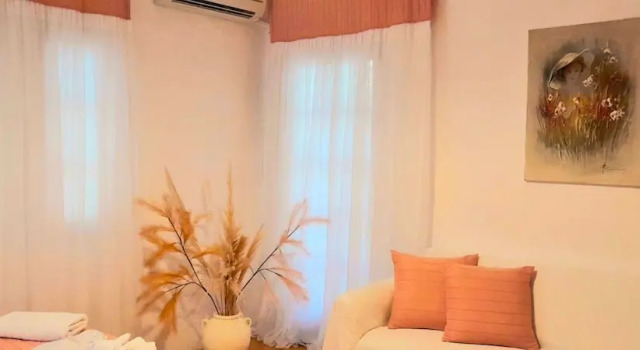 Emphasis Traditional House, Забронировать Дом для отпуска Фаистос 