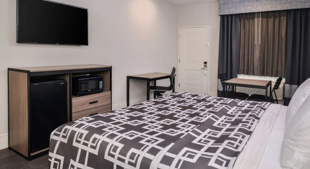 Номер Standard Palace Inn Blue Tomball Parkway
