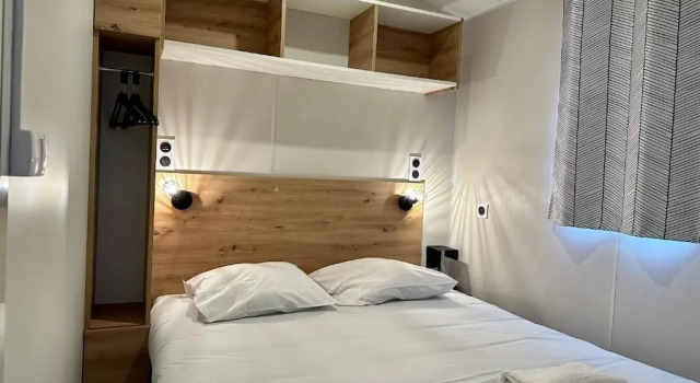 Бунгало Deluxe Camping Le Parc de Paris