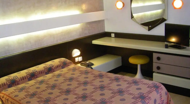 Двухместный номер Comfort Hôtel Urbain V