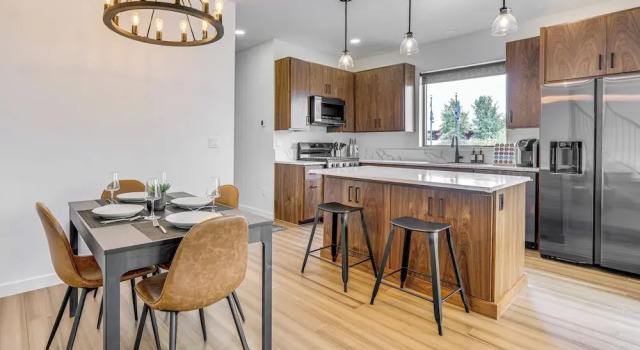 Апартаменты Mtn-view 'slopeside Chalet' in Granby Ranch!