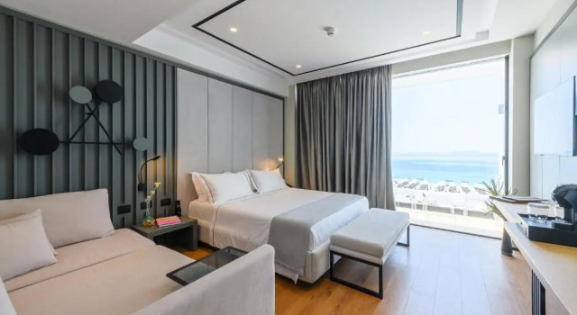 Двухместный номер Deluxe с балконом и с видом на море Miamar Luxury Hotel & Spa