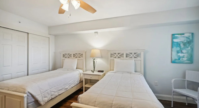 Seacrest 301B is a 2 BR Gulf front on Okaloosa Island by RedAwning