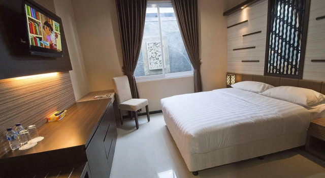 D'Madinah Residence Syariah Hotel Solo, Boek Hotel Solo. Central Java