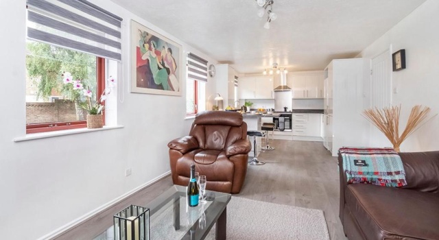 30 Fewster Way York