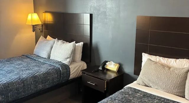 Четырёхместный номер Standard Mainstay Inn