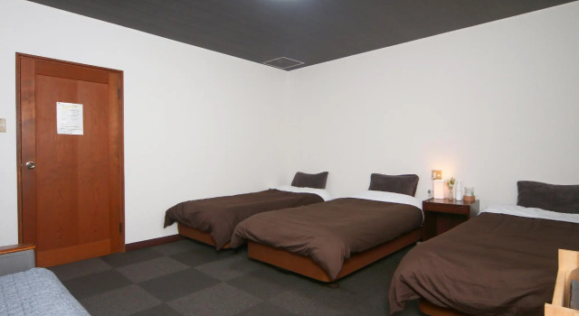 Номер Standard Pension Kobekko