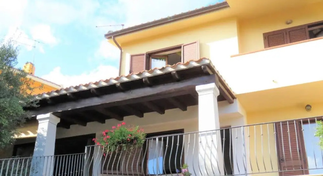 House With 5 Bedrooms in Tancau Sul Mare, With Furnished Balcony