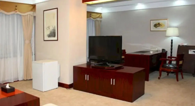 Financial Hotel Yantai, Забронировать Отель Отели Яньтай с завтраком, Завтраки