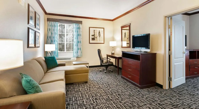 Семейный люкс La Quinta Inn & Suites by Wyndham Lindale
