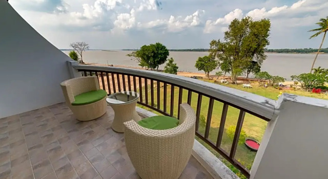 Двухместный номер Standard с балконом Vieng Khong Hotel