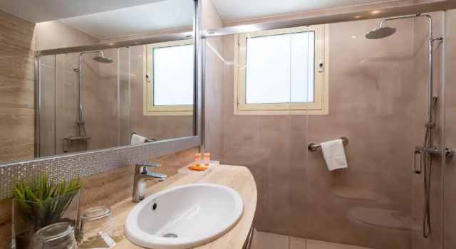 Двухместный номер Superior Vilana Hotel Boutique