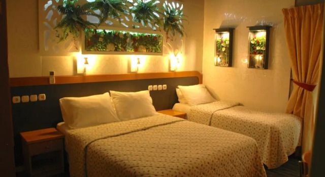 Hotel Segas, Забронировать Отель Лутраки 