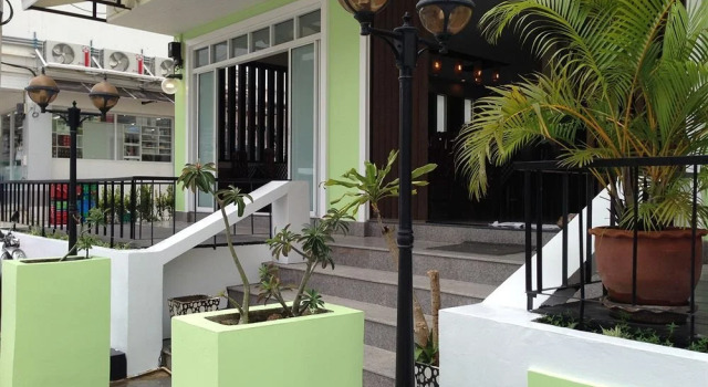 Home 8 Hotel
