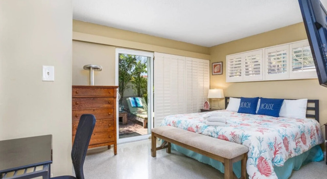 Moonmist Villa On Siesta Key, Забронировать Вилла Отели Сиеста-Ки с парковкой, Парковка