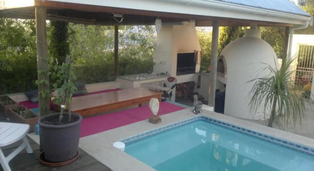Номер Superior Oasis Shanti Backpackers