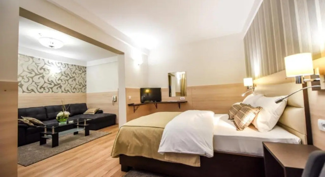 Люкс Hotel Požega