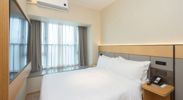 Люкс All Season Hotel (Shenzhen Guangming City Station Store)