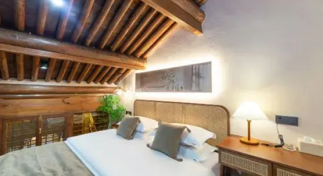 Двухместный семейный люкс Дуплекс Pu she·Chinese style elegant courtyard vacation accommodation(Pingyao Scenic Area Store)