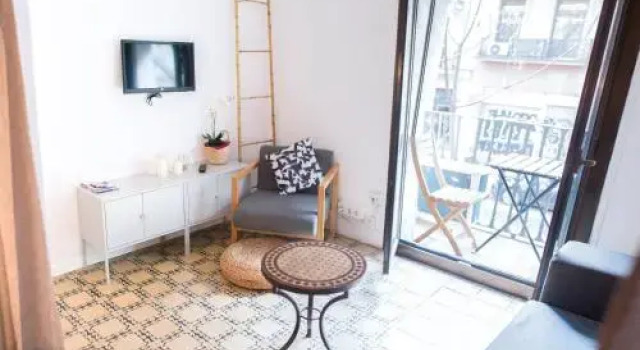 Apartamenting, Забронировать Отель Сантс-Монжуик , рядом с Парк скульптур