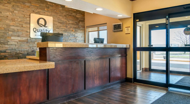 Quality Inn & Suites, Брондау Қонақ үй Бэй Сити Мичиган