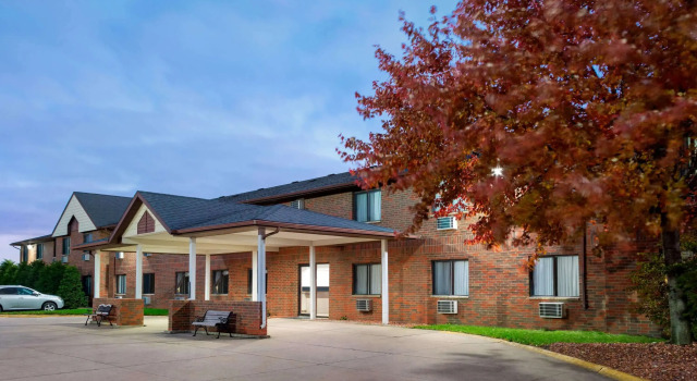 Howard Johnson by Wyndham Waterloo/Cedar Falls, Réserver Hôtel Cedar Falls 