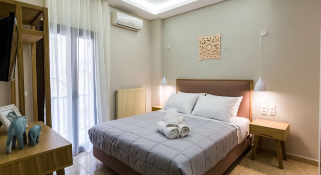 Alektor Studios & Apartments