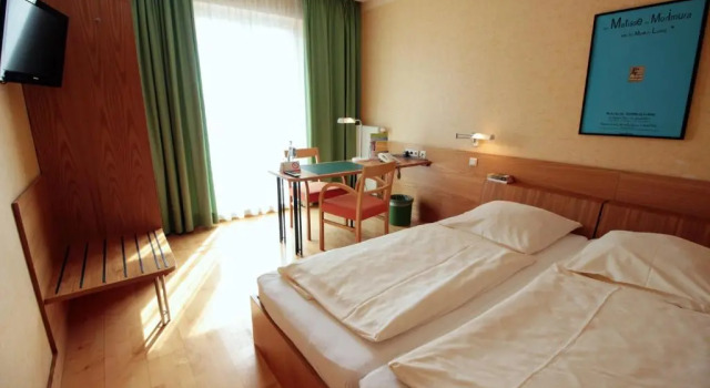 Двухместный номер Comfort An der Persiluhr Stadt-gut-Hotel