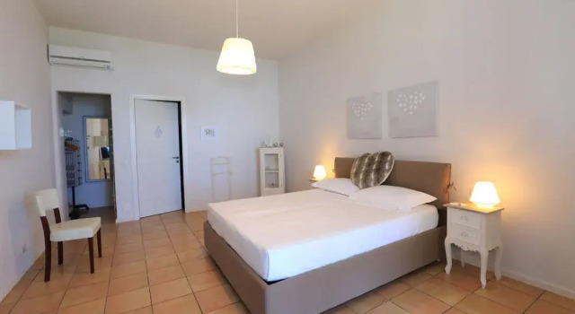 Just be & b - Boutique Bed & Breakfast, Prenota Boutique Piraino Sicilia
