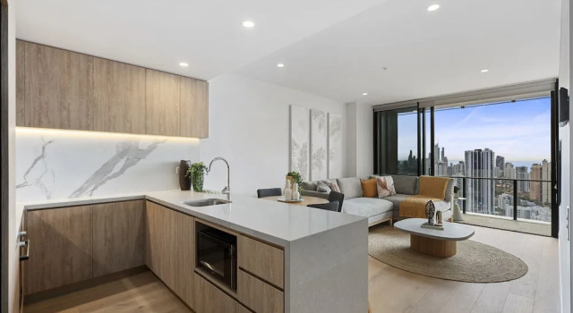 Broadbeach Casino Private Apartment GCLR