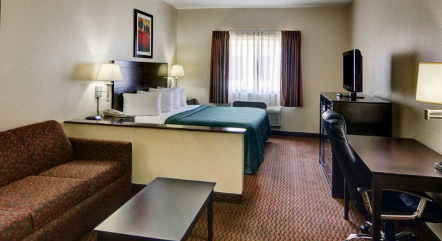 Люкс Quality Inn & Suites Wichita Falls I-44