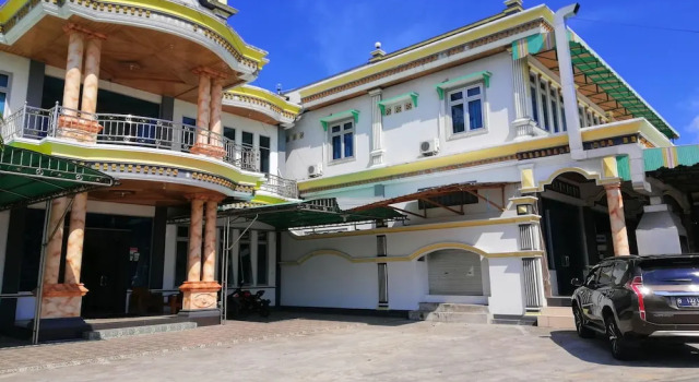Oyo 2179 Hotel Asria, Rezervovat Hotel Hotely v Kalimantan s parkováním, Parkování