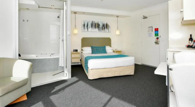 Двухместный номер Premium Atlantic Tower Motor Inn