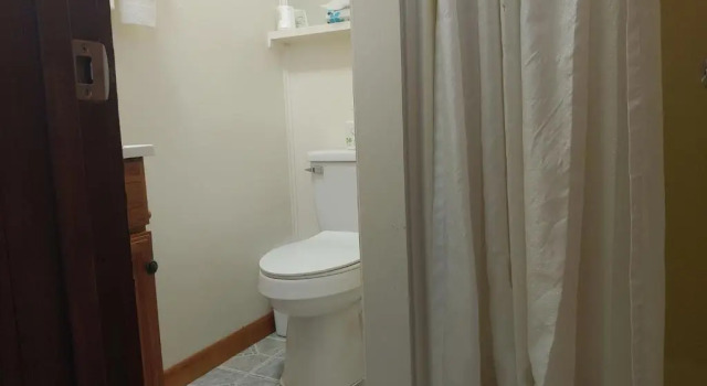 Четырёхместный номер Standard с видом на горы The Dublin House Motel