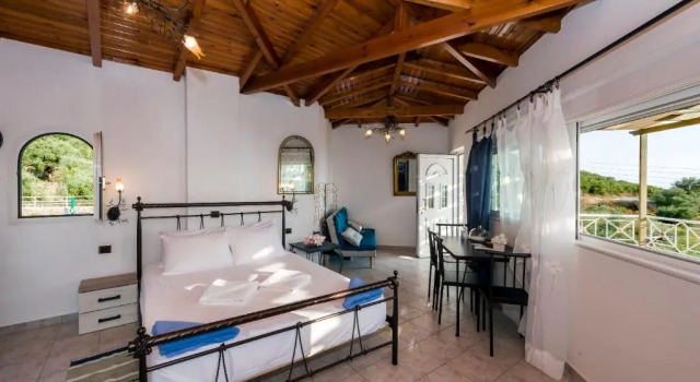Студия Seaview Splendor at Eros Loft with Infinity Pool