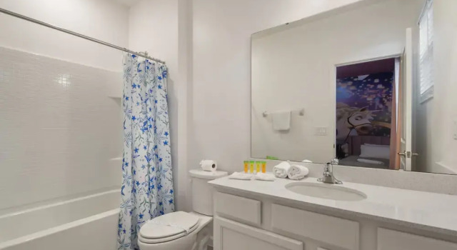 Veranda Palm Resort 12br Pool Spa Villa 2425, Kissimmee, Забронировать Курортный отель Курортные отели Киссимми, рядом с Osceola County Welcome Center and History Museum, Курортный отель