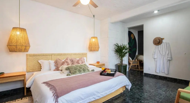 Вилла Rooftop Hot Tub! 3 levels, 5Bedroom in Villa Noria