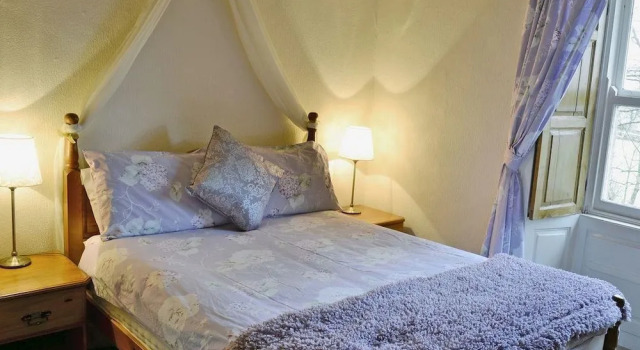 Funky Apt in Central Athens • 5' from Metro!, Забронировать Отель Отели Афины 3 звезды, рядом с Australian Embassy Athens, 3*
