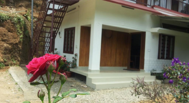 Athens Cottage, Book Feriehus Anachal New Delhi