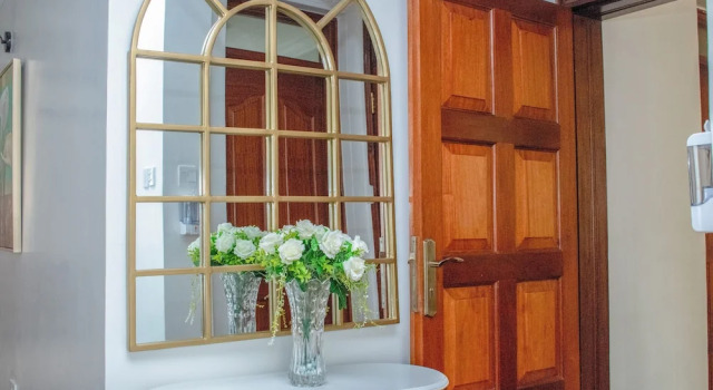 Luxel Suites by Homes by Della, Boek Hotel Goedkope hotels in Nairobi, in de buurt van Netherlands Embassy