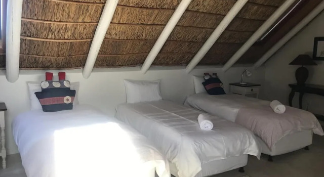 Bamboesbaai Beach House