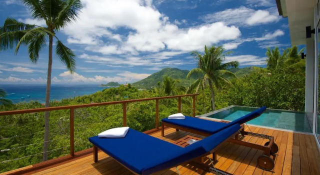 Вилла Overthemoon Luxury Pool Villas