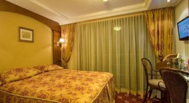 Regis Hotelschiffe 4* Köln