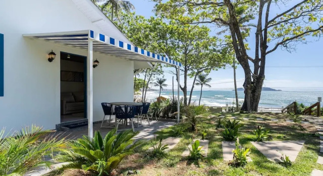 Апартаменты с балконом Beachfront Condominium in Morro das Pedras - Ftss