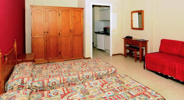 Htop Paradis Park Suites, Забронировать Отель Отели Пинеда-де-Мар с завтраком, Завтраки