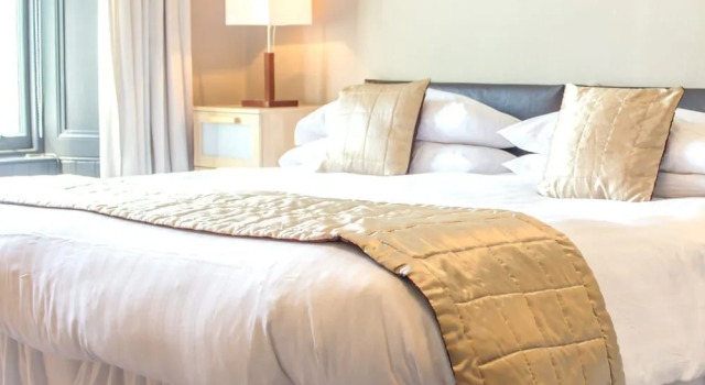 Goblin Ha', Prenota Hotel Gifford 