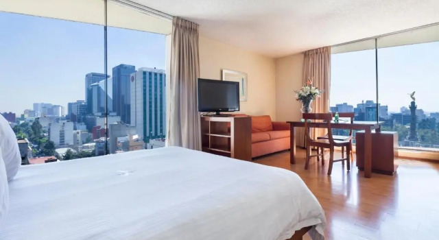 Standardowy dwuosobowy pokój San Marino Suites