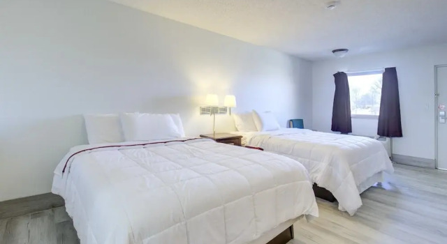 Четырёхместный номер Standard OYO Malden Airport Inn