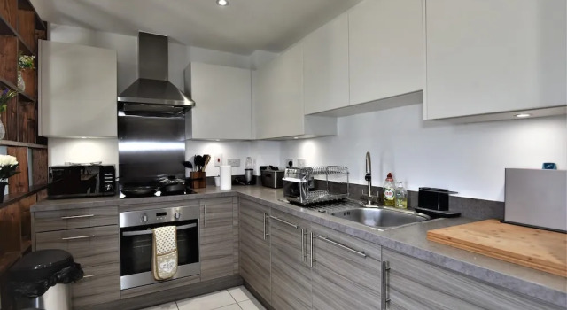 Апартаменты Executive Hughenden Garden Luxury Apartment
