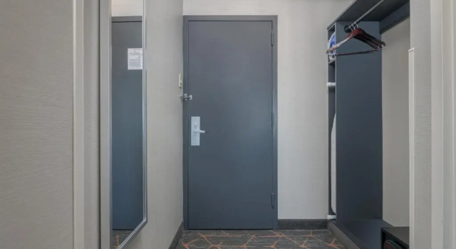 Четырёхместный номер Standard с видом на залив Holiday Inn Portland-By the Bay by IHG